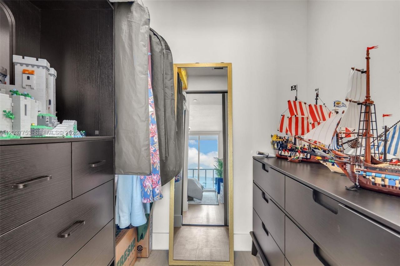 1250 S Miami Ave , Unit 2305, Miami, FL 33130 Photo