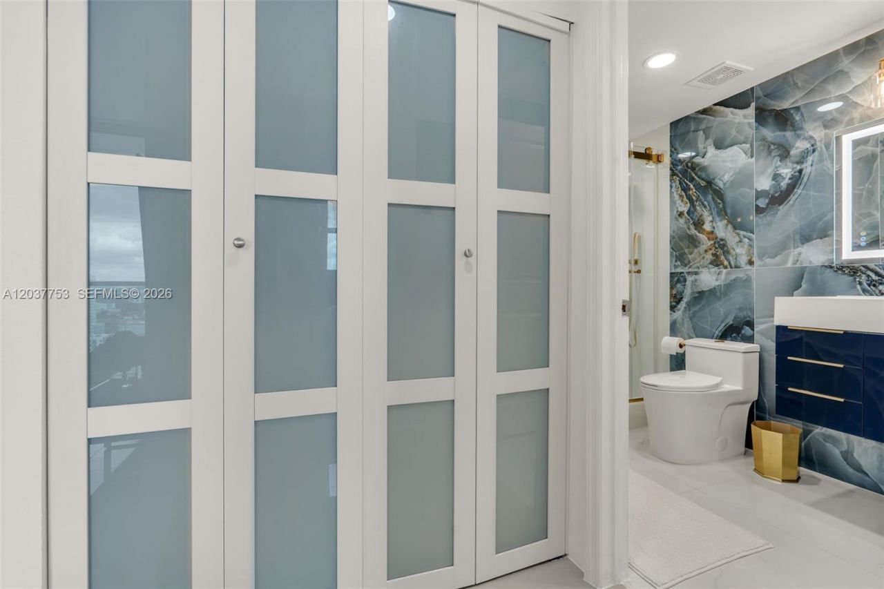 1250 S Miami Ave , Unit 2305, Miami, FL 33130 Photo