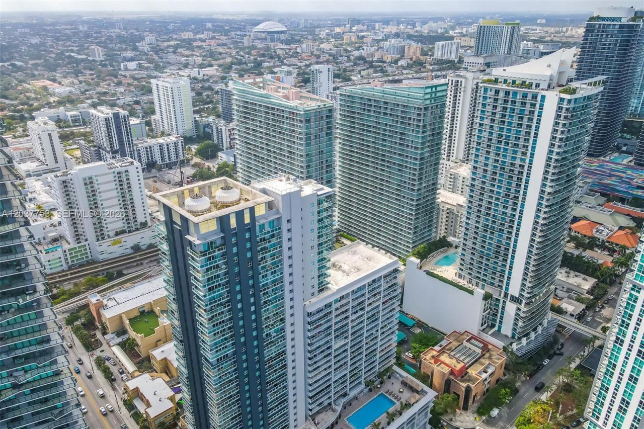 1250 S Miami Ave , Unit 2305, Miami, FL 33130 Photo