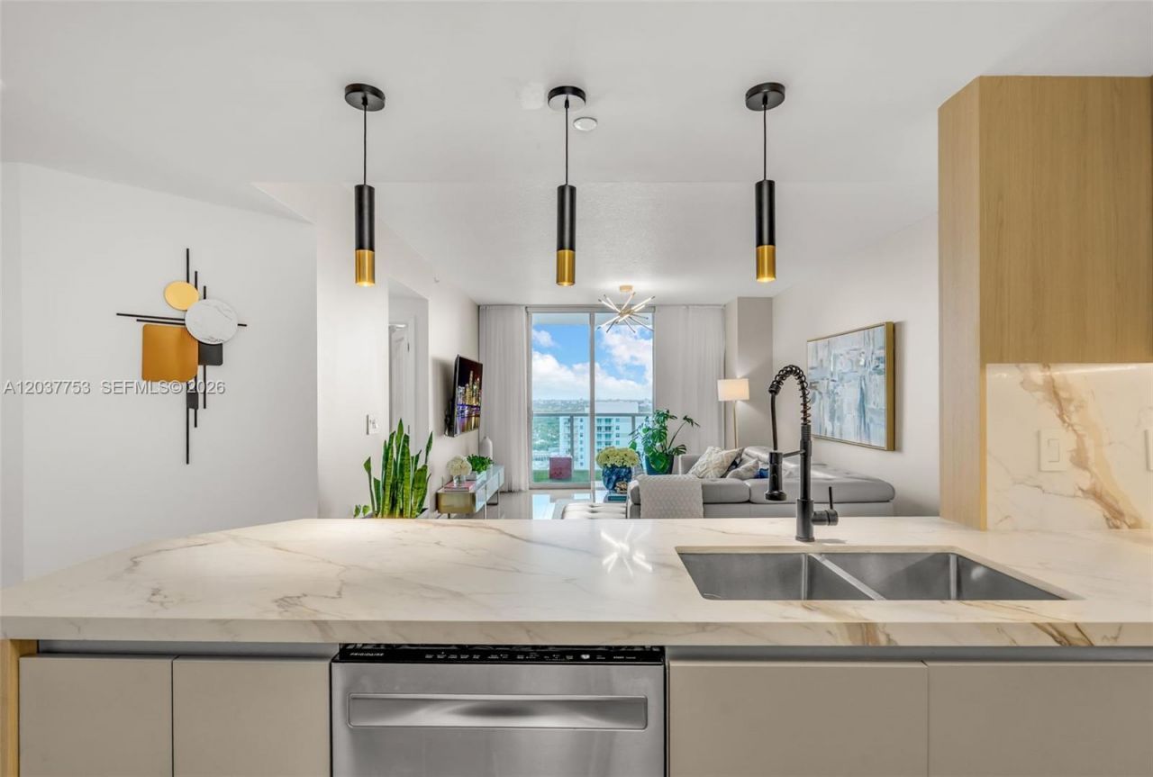 1250 S Miami Ave , Unit 2305, Miami, FL 33130 Photo