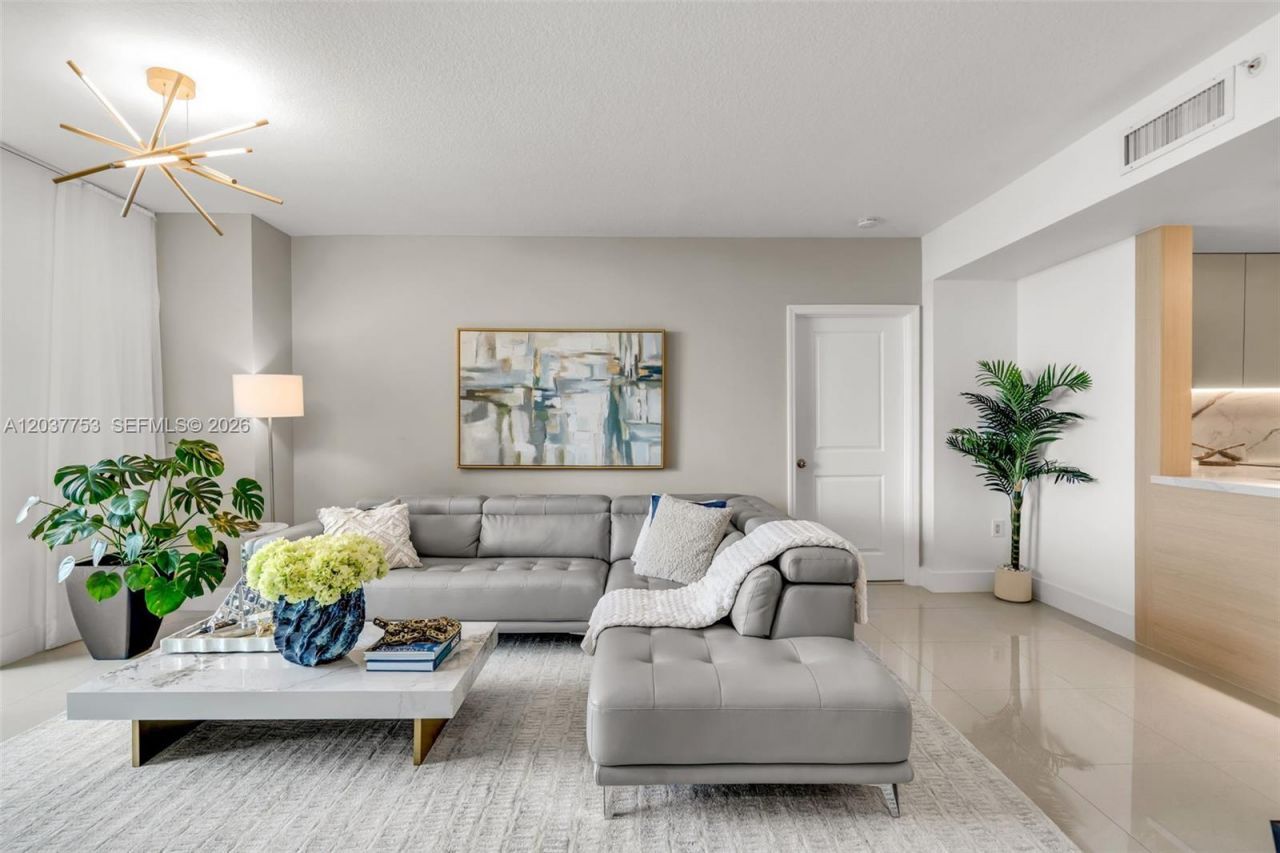 1250 S Miami Ave , Unit 2305, Miami, FL 33130 Photo