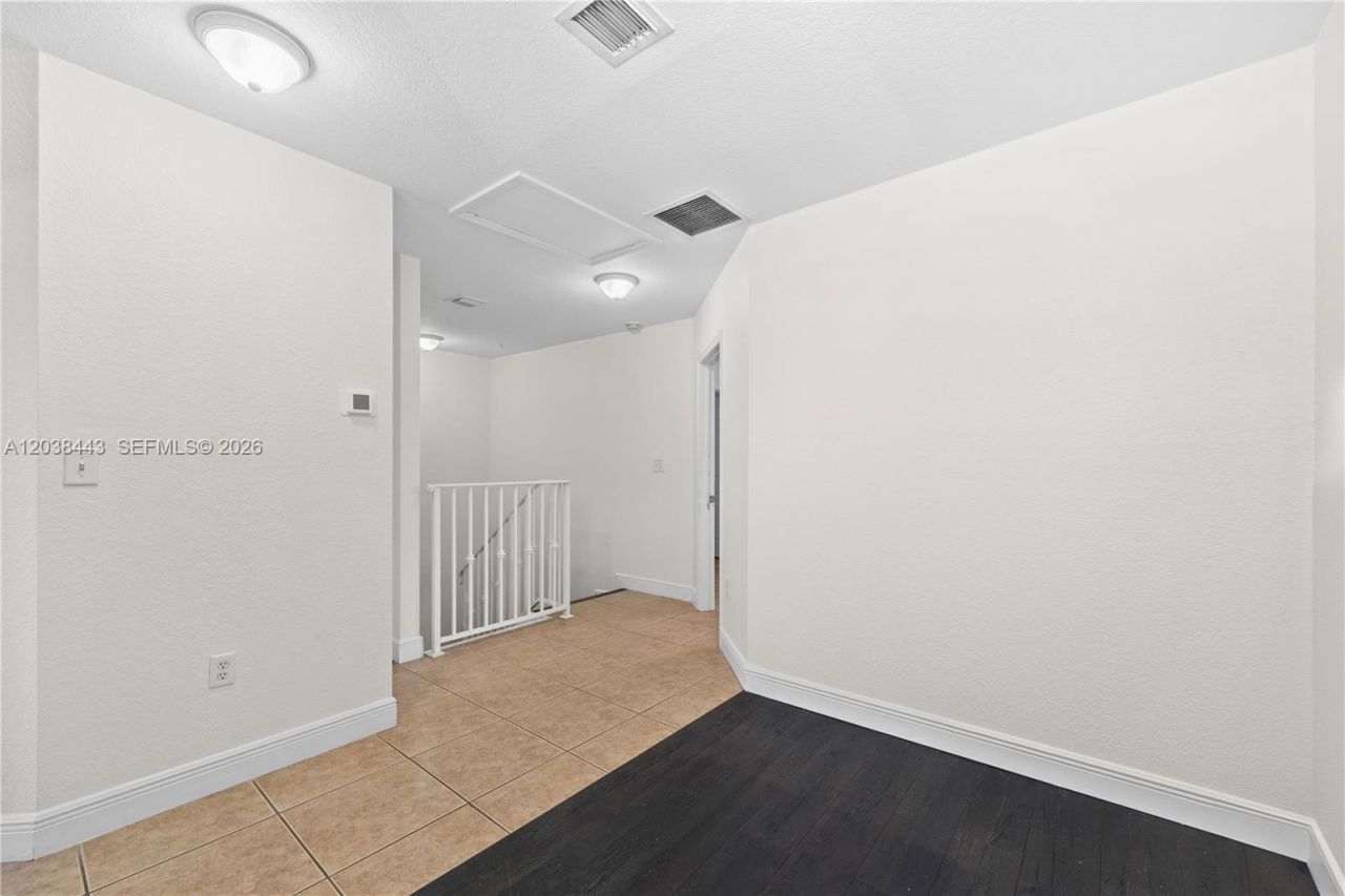 7362 NW 179th Ter , Unit 7362, Hialeah, FL 33015 Photo