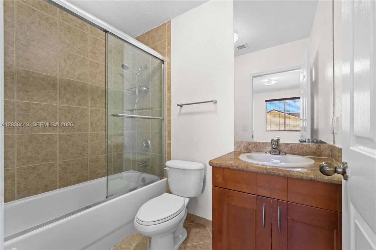 7362 NW 179th Ter , Unit 7362, Hialeah, FL 33015 Photo