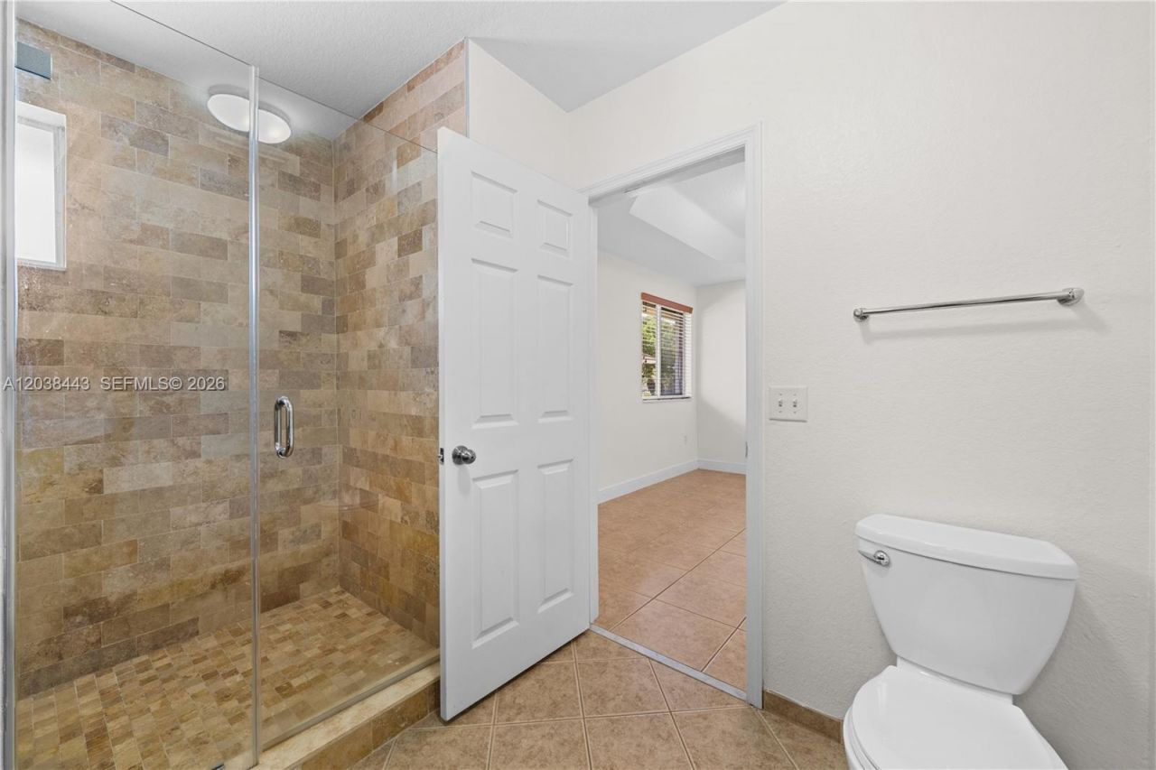 7362 NW 179th Ter , Unit 7362, Hialeah, FL 33015 Photo