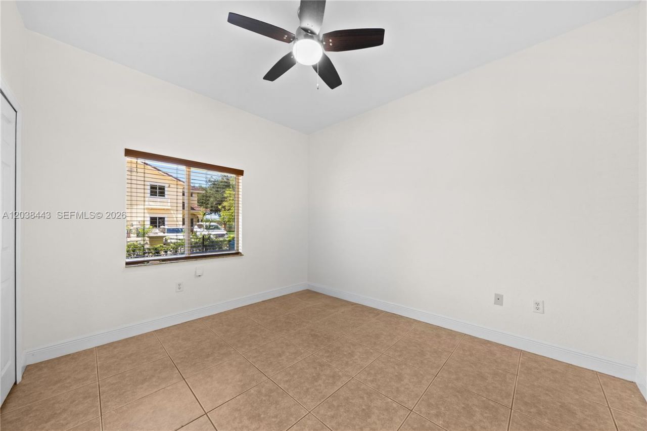7362 NW 179th Ter , Unit 7362, Hialeah, FL 33015 Photo