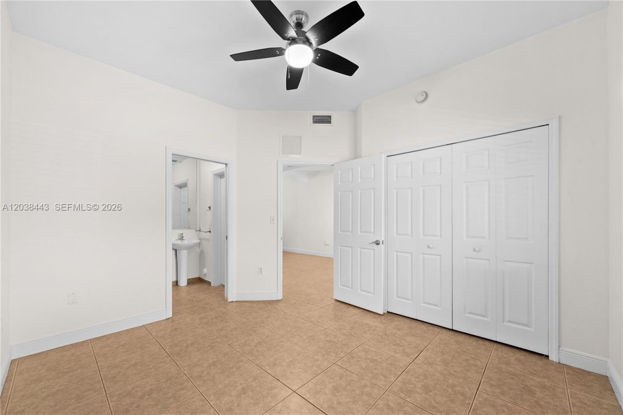 7362 NW 179th Ter , Unit 7362, Hialeah, FL 33015 Photo