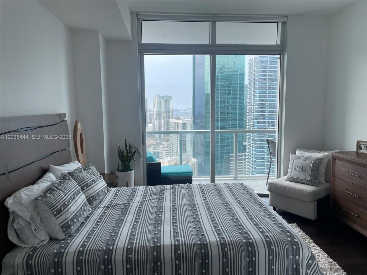 55 SE 6th St, Unit Ph4307, Miami, FL 33131 Photo