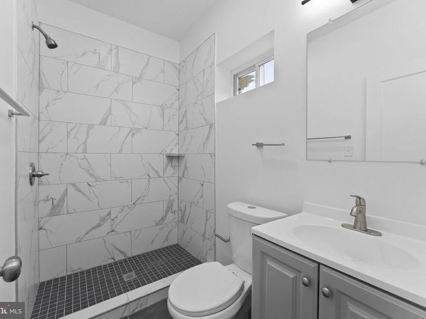 2600 S 7th Street, Philadelphia, PA 19148 Main Photo