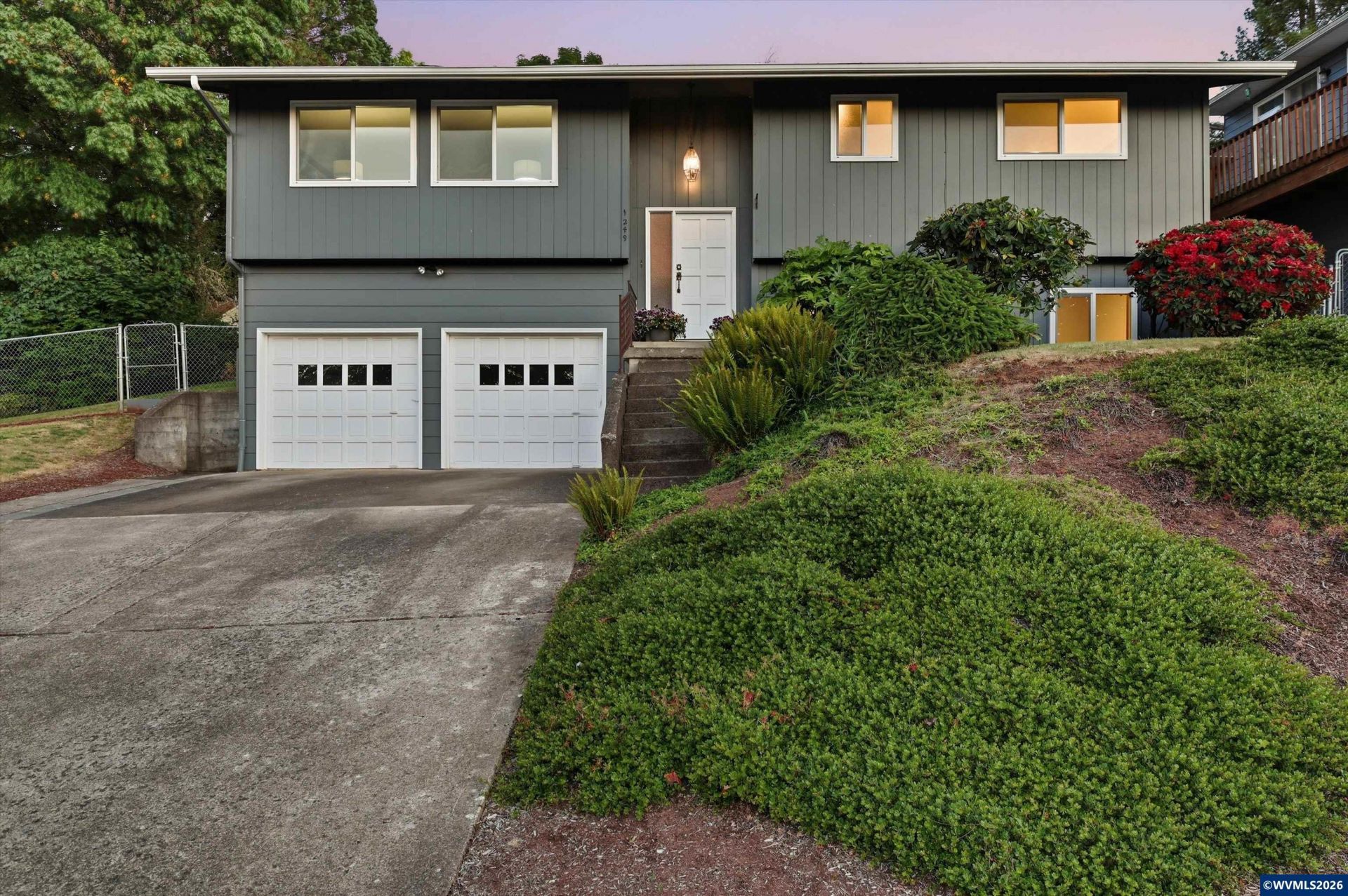 1249 SW Maple St, Dallas, OR 97338 Main Photo