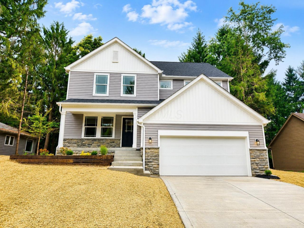 1612 Whispering Pine Lane, Bellefontaine, OH 43311 Main Photo