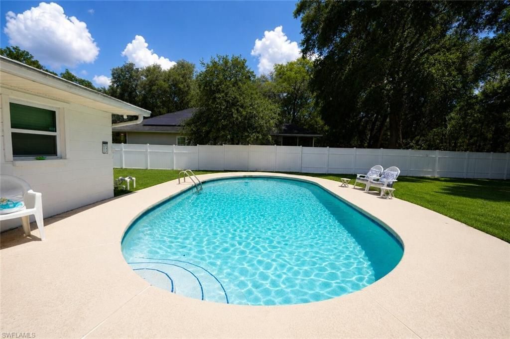 655 SW Pointview Rd , Keystone Heights, FL 32656 Photo