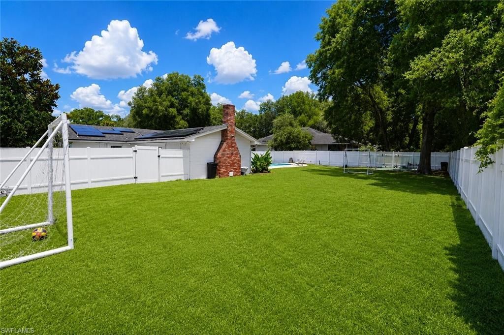 655 SW Pointview Rd , Keystone Heights, FL 32656 Photo