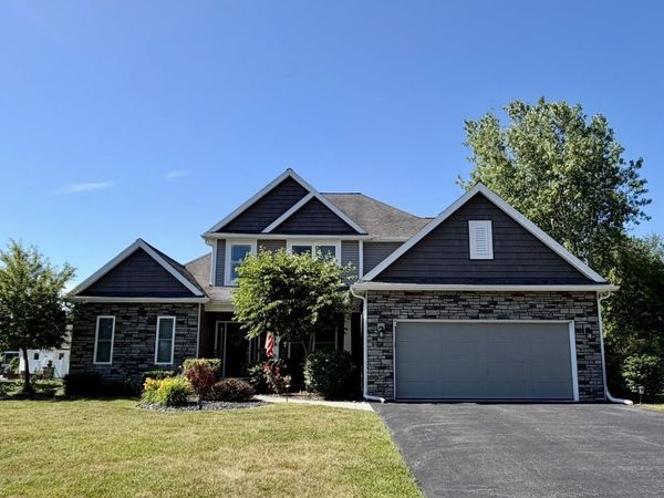 1235 Cascade Drive, Temperance, MI 48182