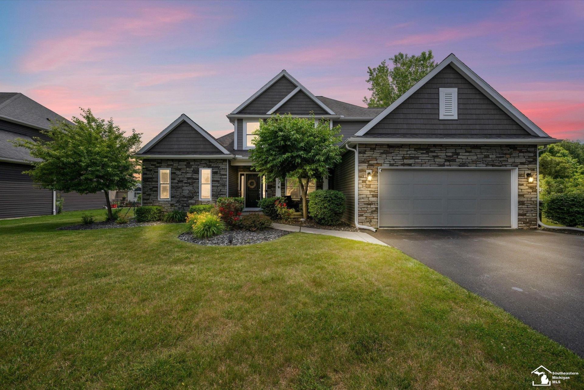 1235 Cascade Drive, Temperance, MI 48182 Main Photo
