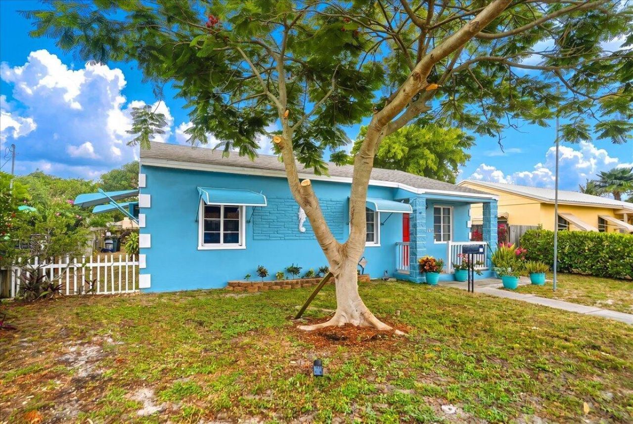 1219 N E Street, Lake Worth, FL 33460 Photo