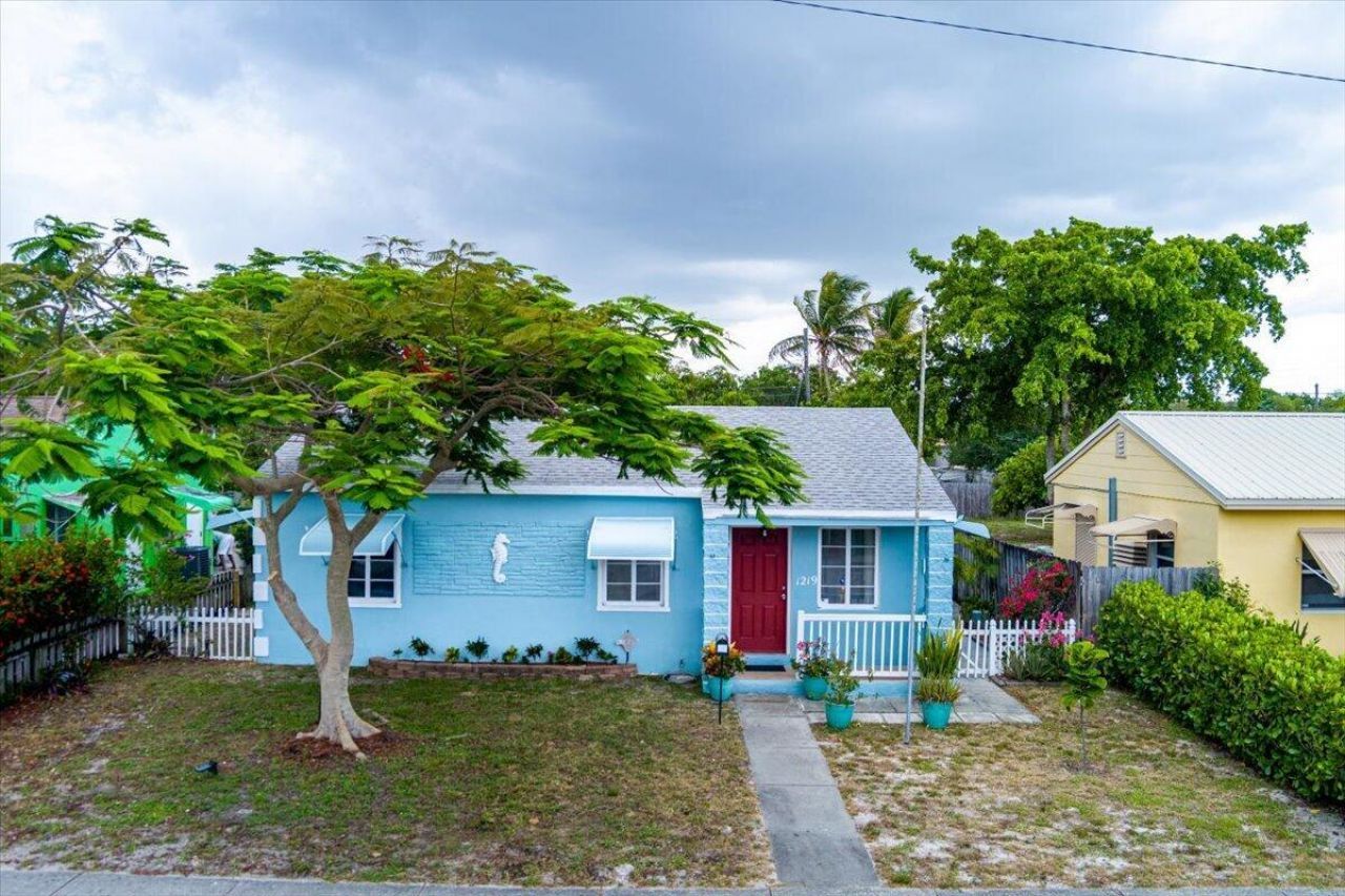 1219 N E Street, Lake Worth, FL 33460 Photo