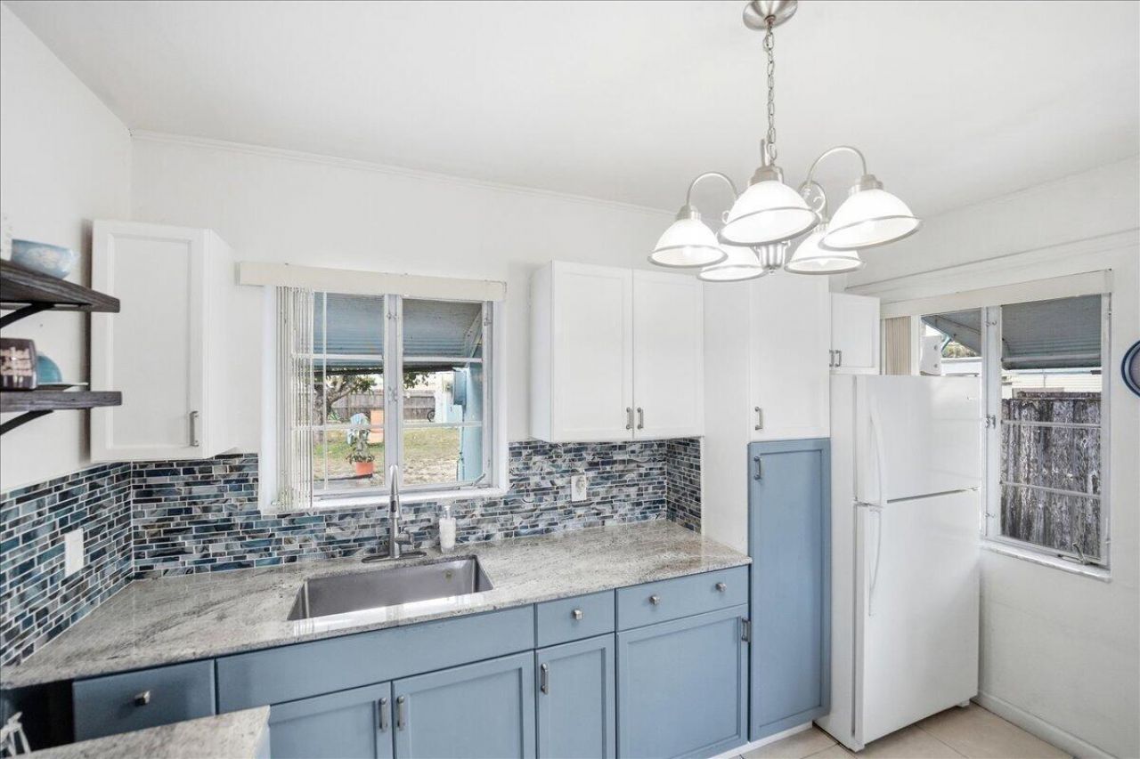 1219 N E Street, Lake Worth, FL 33460 Photo