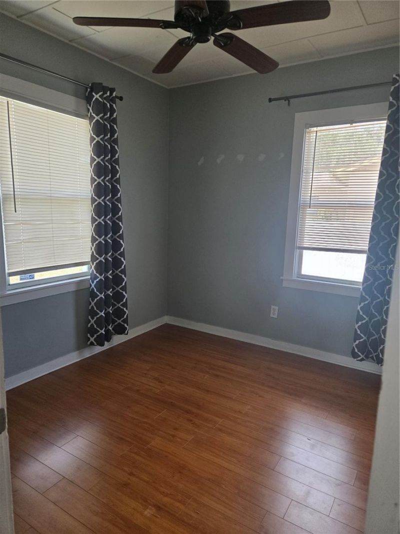 146 NE Madison Circle N, Saint Petersburg, FL 33702 Photo
