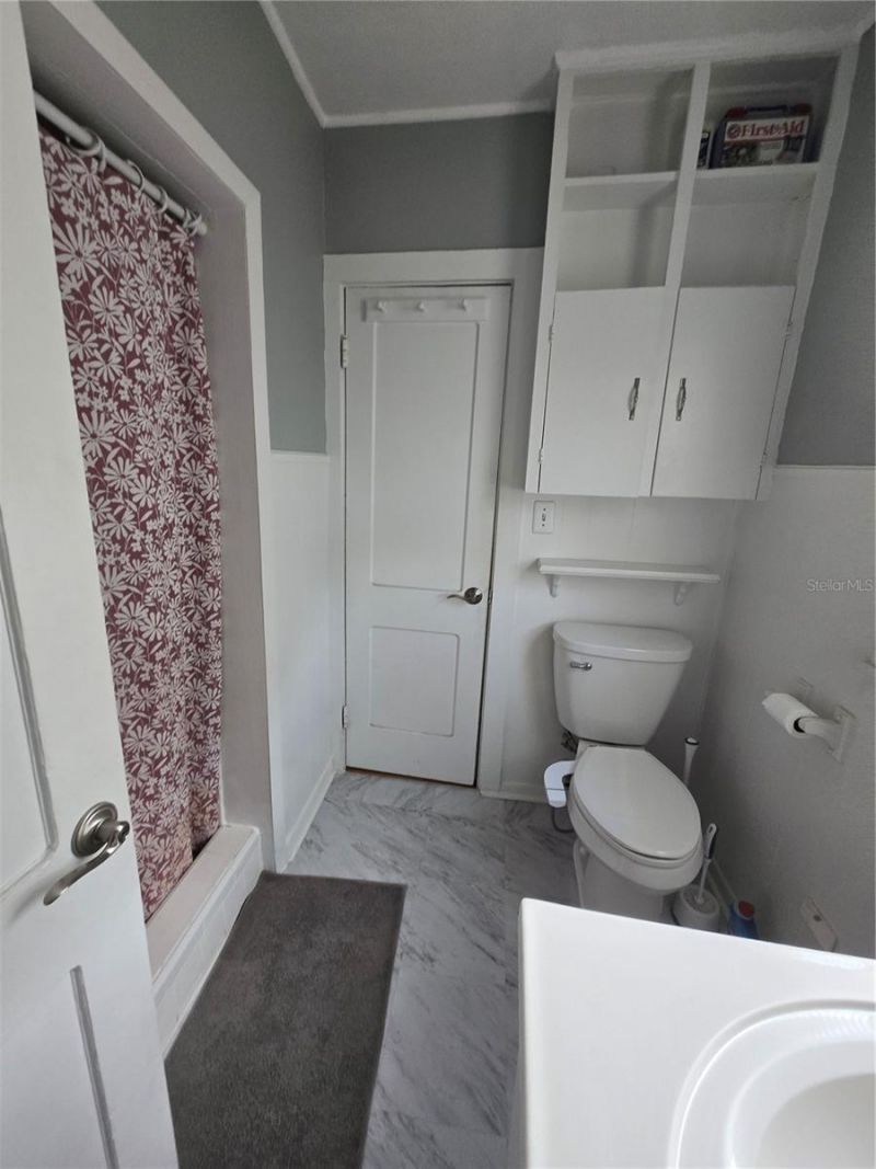 146 NE Madison Circle N, Saint Petersburg, FL 33702 Photo
