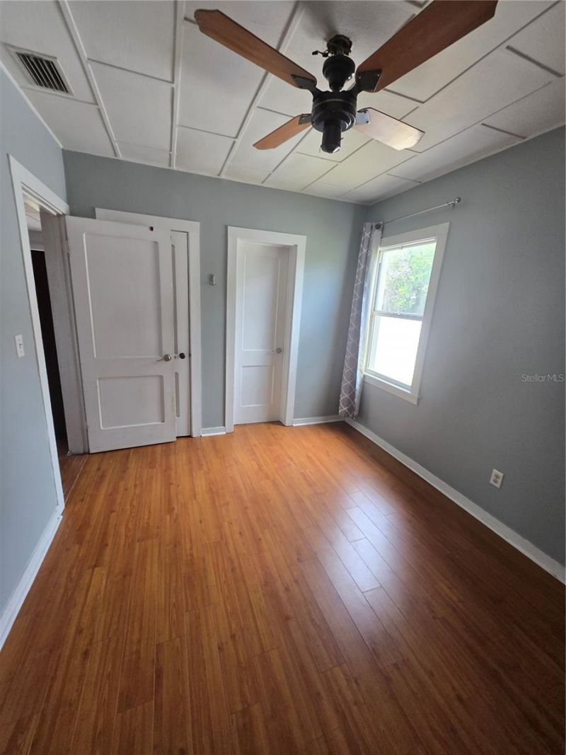 146 NE Madison Circle N, Saint Petersburg, FL 33702 Photo