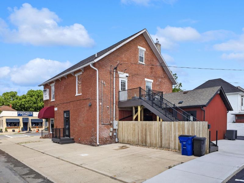 275 N High Street , Chillicothe, OH 45601 Photo 8