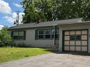4883 Onondaga Road, Syracuse, NY 13215