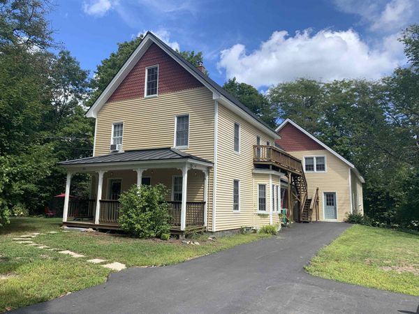 104 Hall Street, Henniker, NH 03242