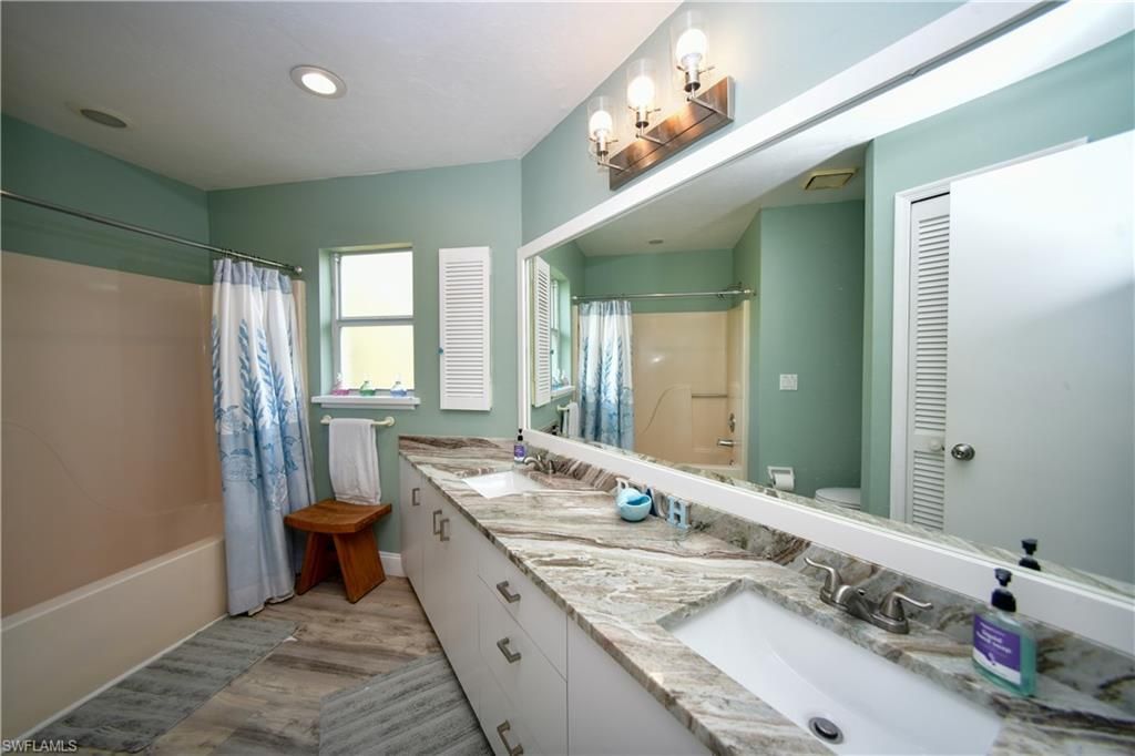 120 Swallow Dr , Captiva, FL 33924 Photo