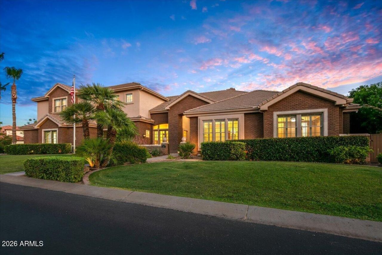 1465 W CARIBBEAN Lane, Phoenix, AZ 85023
