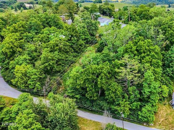 Tbd Hotel Avenue, Tazewell, VA 24651