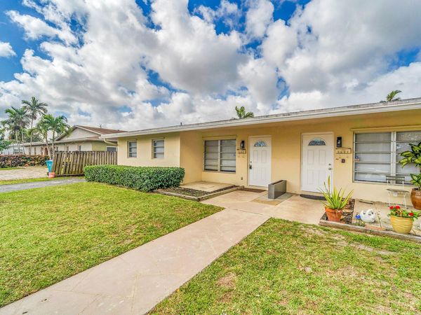 4681 SW 43rd Terrace, Unit 2, Dania Beach, FL 33314