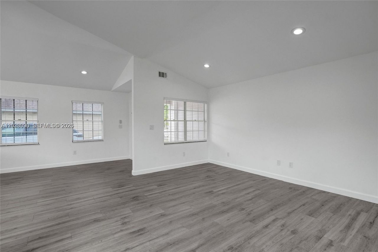 14049 SW 103rd Ter , Unit 1, Miami, FL 33186 Photo