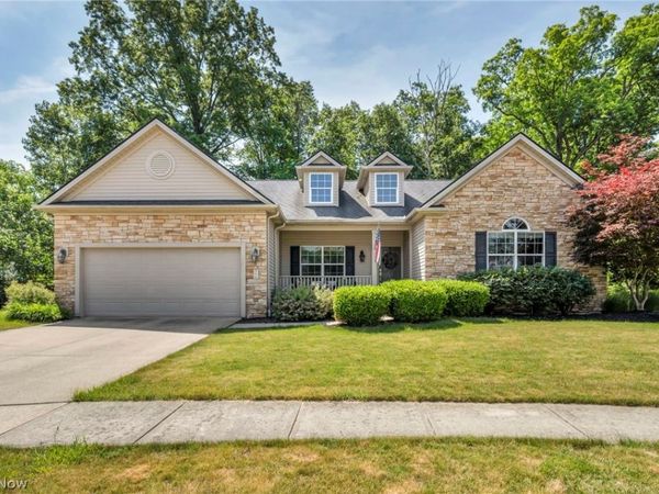 880 Shadow Creek Trail , Amherst, OH 44001
