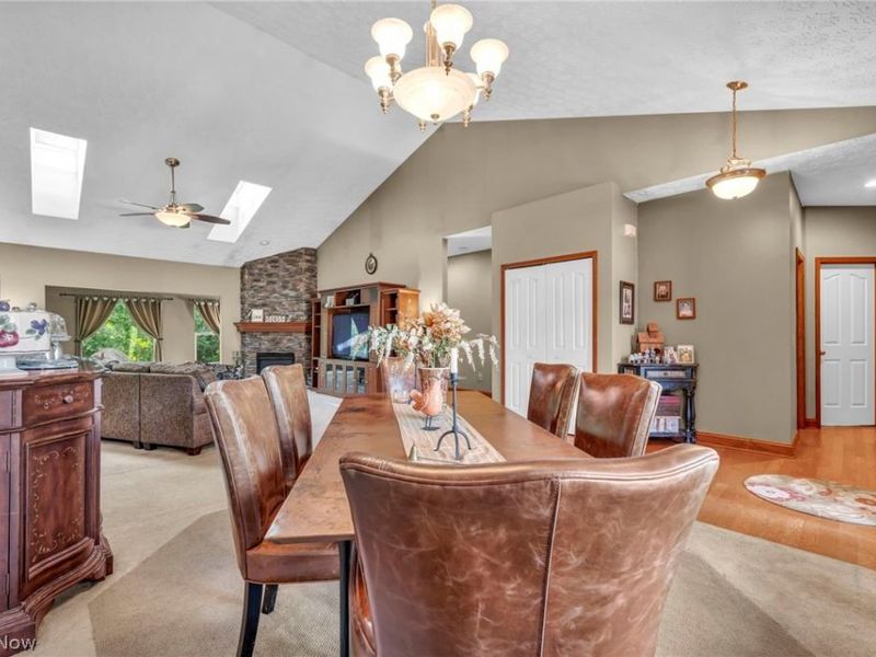 880 Shadow Creek Trail, Amherst, OH 44001 Photo 16