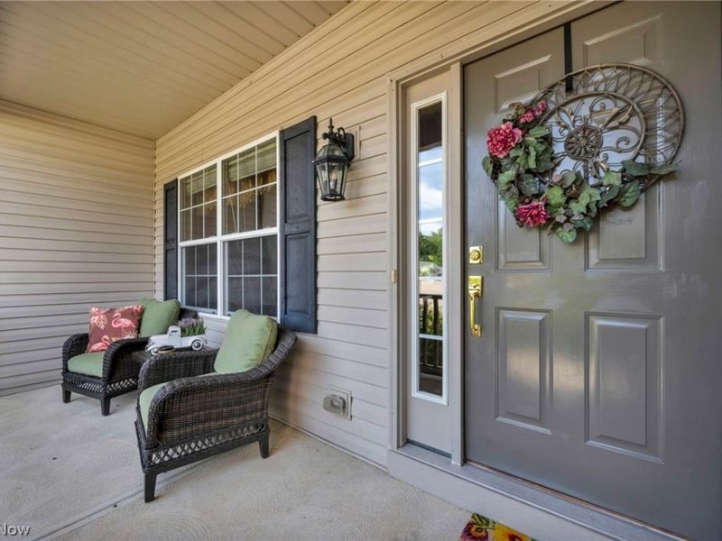 880 Shadow Creek Trail, Amherst, OH 44001 Photo 3