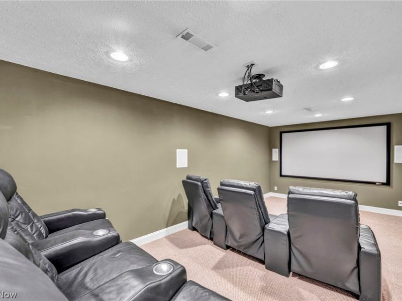 880 Shadow Creek Trail, Amherst, OH 44001 Photo 33