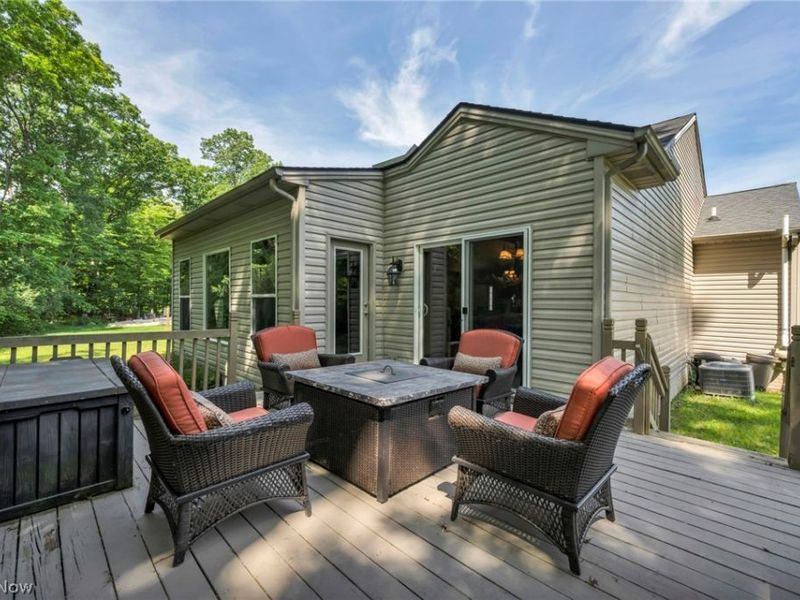 880 Shadow Creek Trail, Amherst, OH 44001 Photo 37