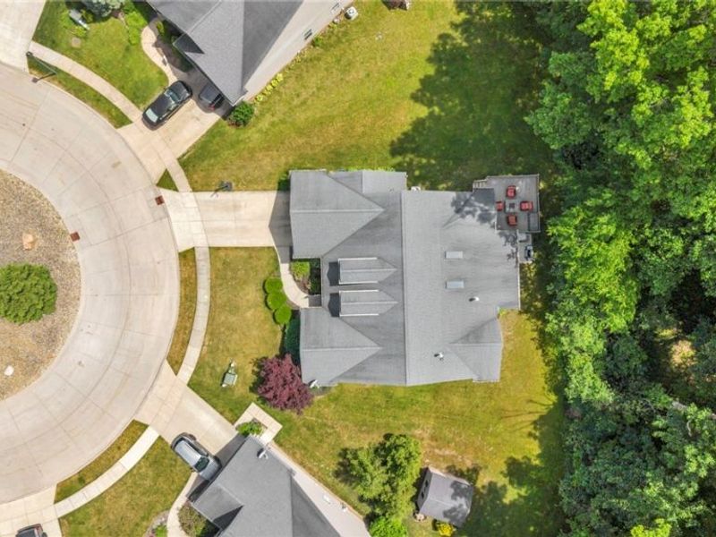 880 Shadow Creek Trail, Amherst, OH 44001 Photo 39