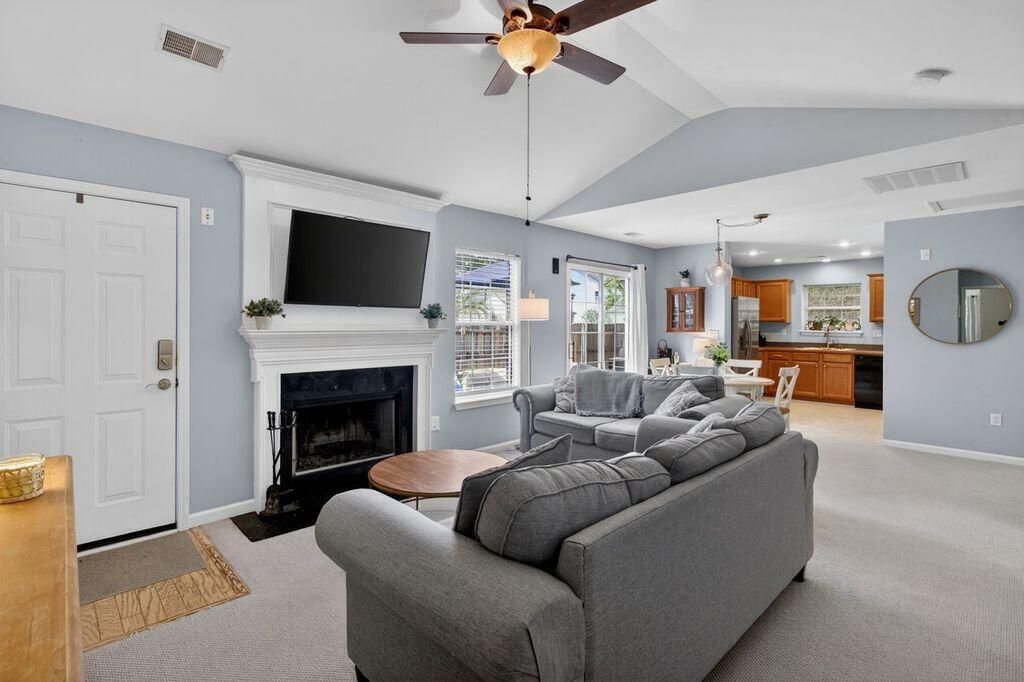 1100 River Bay Lane Photo 9