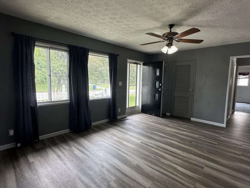 7330 Roshon Avenue, Reynoldsburg, OH 43068 Photo 2
