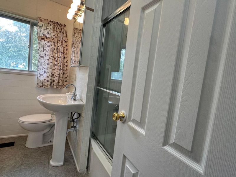 7330 Roshon Avenue, Reynoldsburg, OH 43068 Photo 20