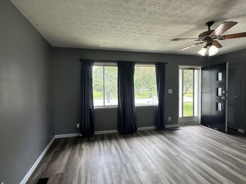 7330 Roshon Avenue, Reynoldsburg, OH 43068 Photo 3