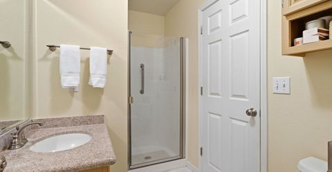 16680 Skislope Way, Unit #3, Truckee, CA 96161 Photo