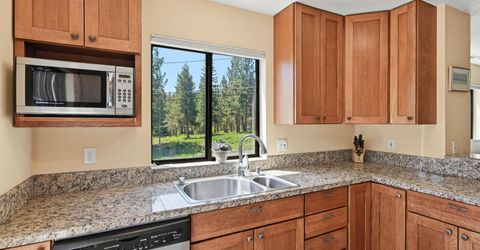 16680 Skislope Way, Unit #3, Truckee, CA 96161 Photo