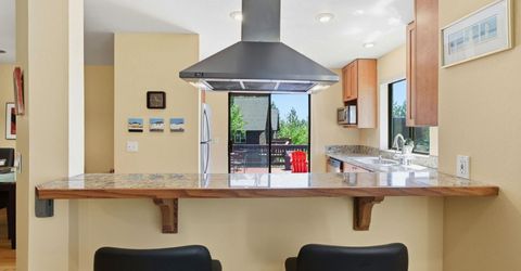 16680 Skislope Way, Unit #3, Truckee, CA 96161 Photo