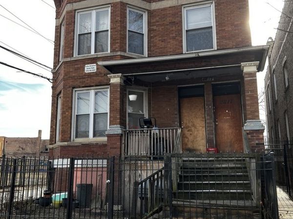 4817 W Gladys Avenue , Unit 2R, Chicago, IL 60644