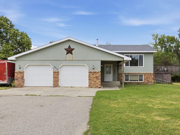 3513 41st Avenue S, Fargo, ND 58104