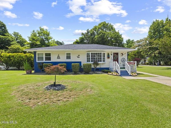 100 Dewitt Street, Jacksonville, NC 28540