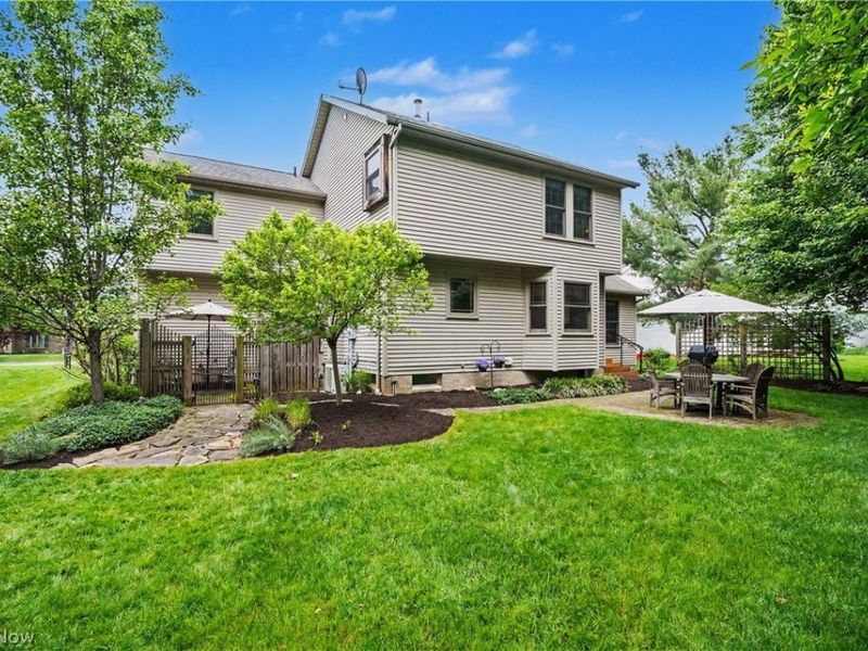 10143 Bissell Drive, Twinsburg, OH 44087 Photo 5
