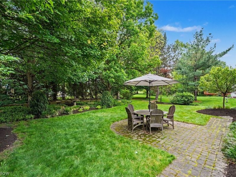 10143 Bissell Drive, Twinsburg, OH 44087 Photo 6